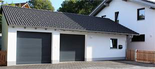 Antraciet grijze garagedeuren